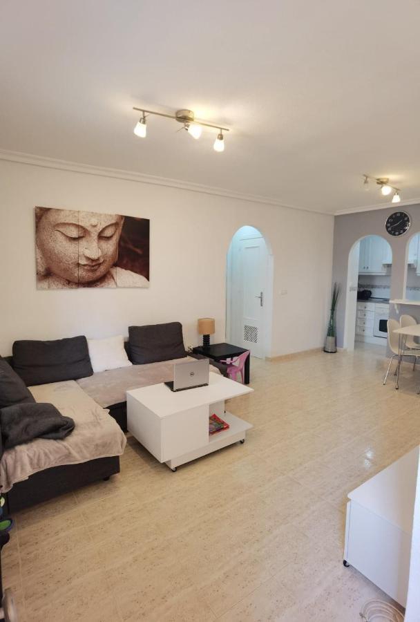Apartament Z Duzym Tarasem Na Pieknym Osiedlu Ориуэла Экстерьер фото